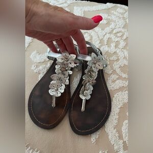 Silver Floral Women's Sandals   STEVE MADDEN